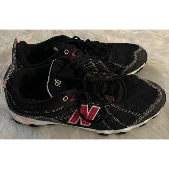 New Balance 790 Trail Running Shoes WR790BW Womens Size 12 Black & Hot Pink Cute - Picture 1 of 16
